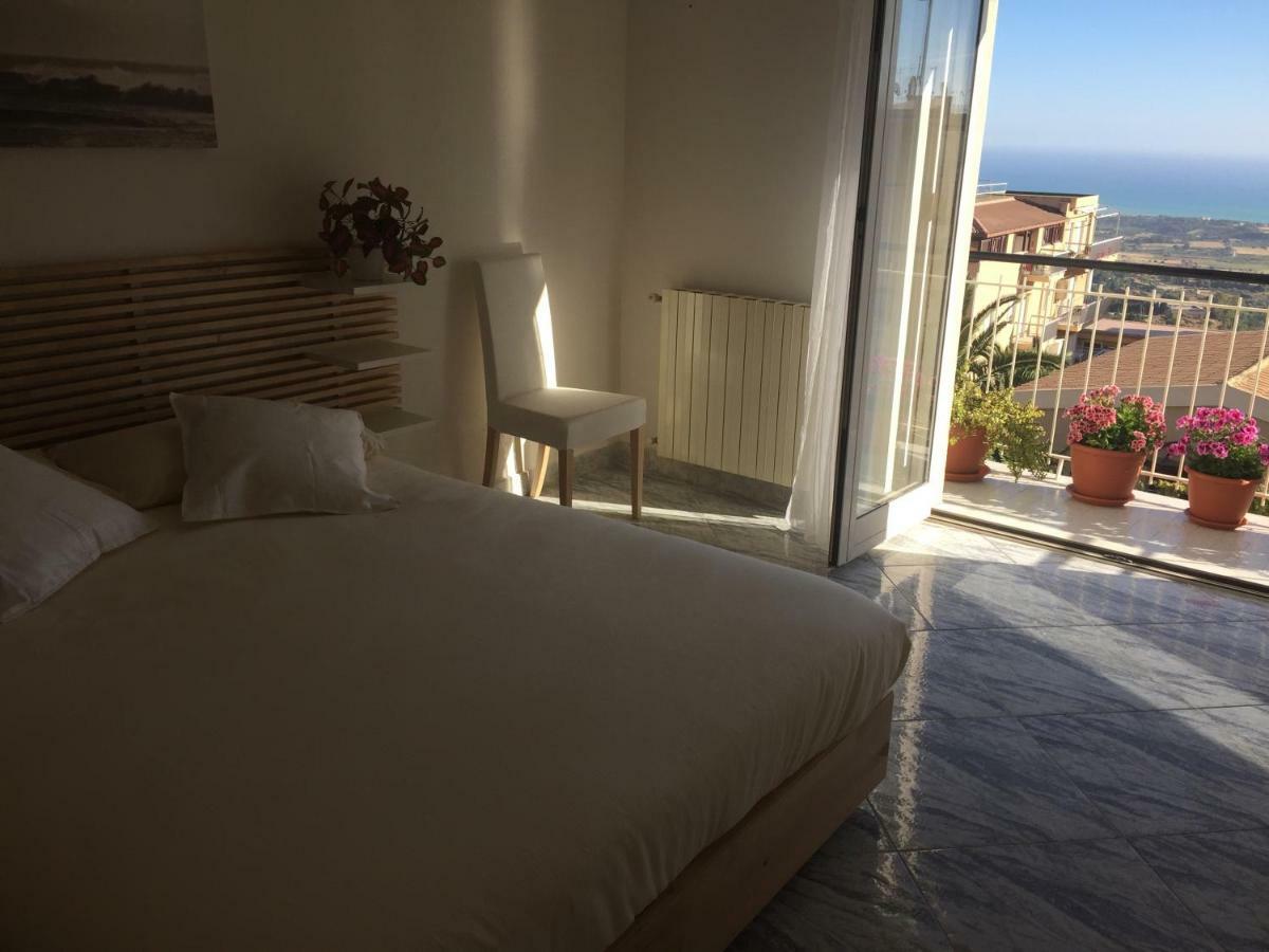 La Salida Del Sol Bed and Breakfast Agrigento Buitenkant foto